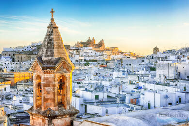 Ostuni, bílé město v Apulii