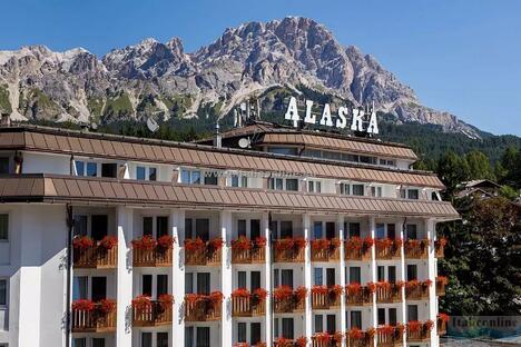 Hotel Alaska