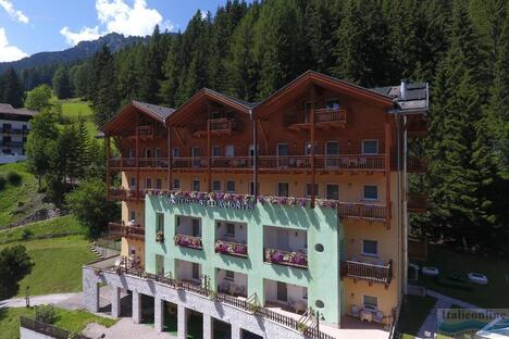 Hotel Stella Montis Campitello di Fassa