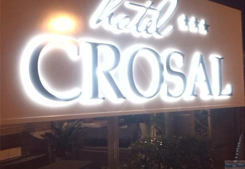 Hotel Crosal